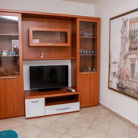 Lux Apartman *